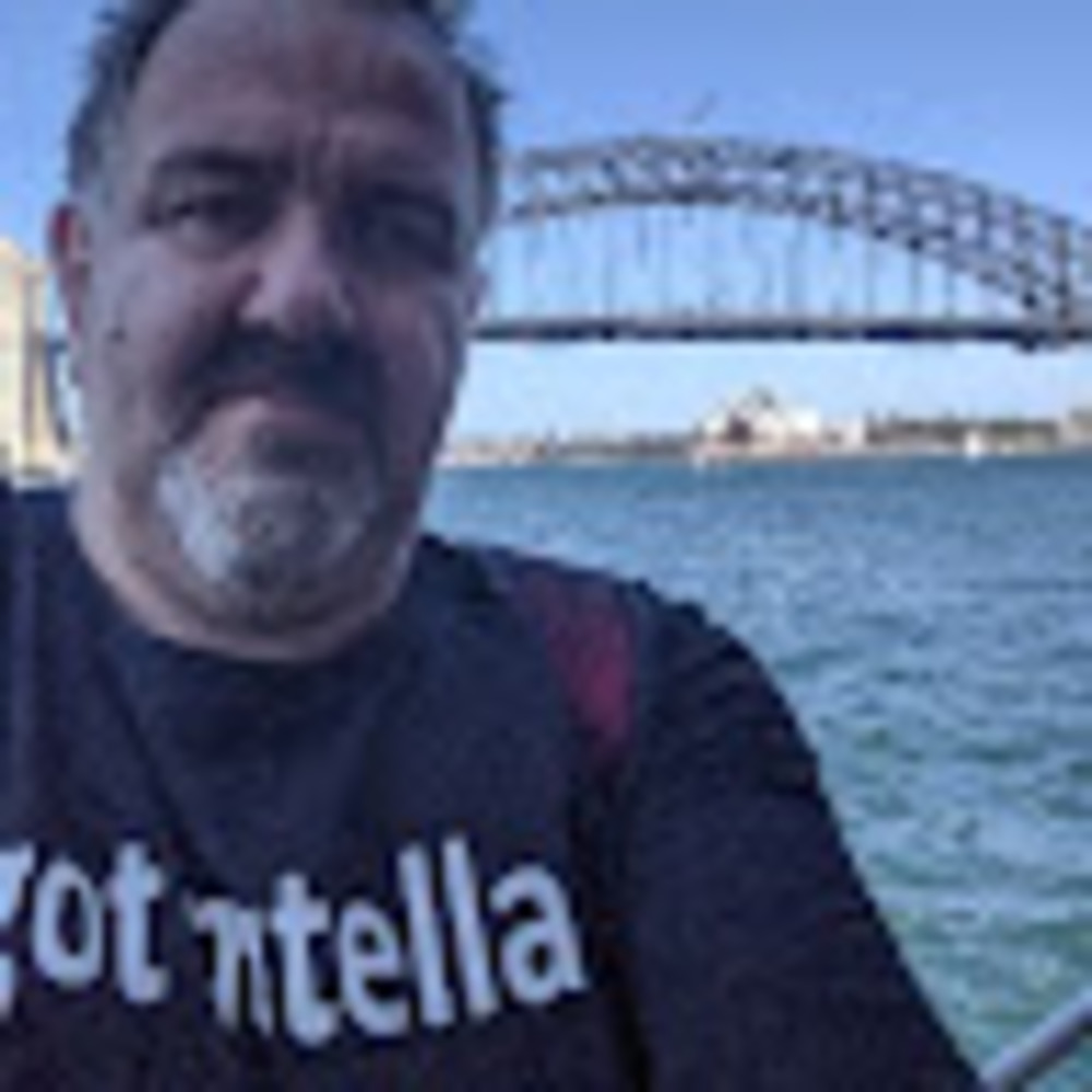 Meet your Posher, Yyzreview